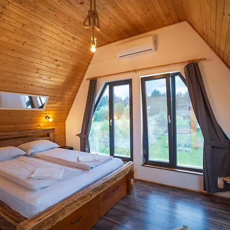 Campsite Complex A Toplita (Harghita)